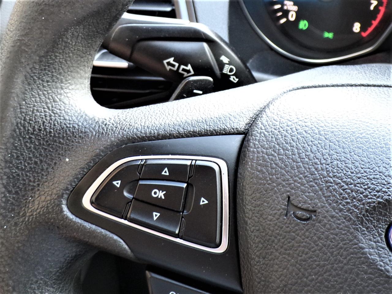 2017 Ford Escape SE 4WD | CARFAX CLEAN | 1-OWNER Photo