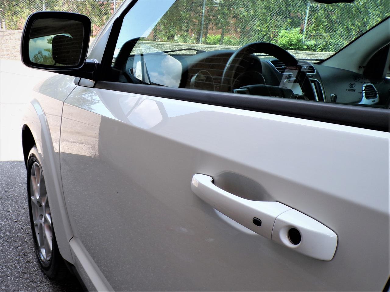 2014 Dodge Journey SXT LIMITED 7 PASSENGER Photo