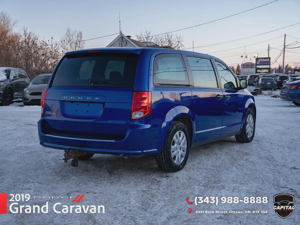 2019 Dodge Grand Caravan SE Photo2
