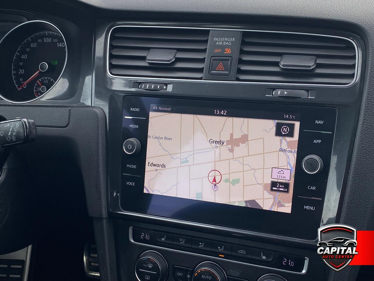 2018 Volkswagen Golf Alltrack S Photo