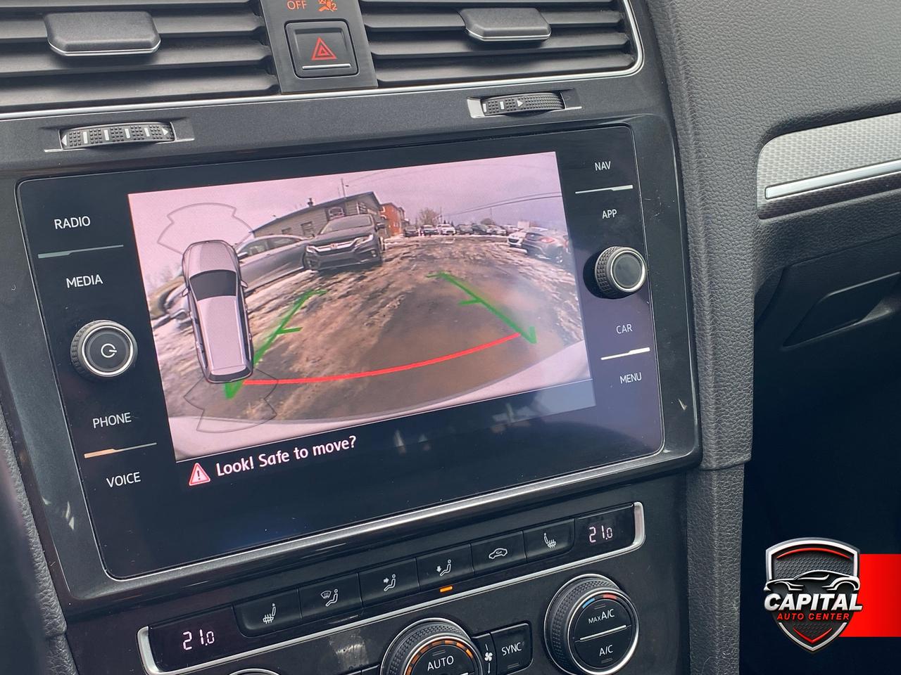 2018 Volkswagen Golf Alltrack S Photo