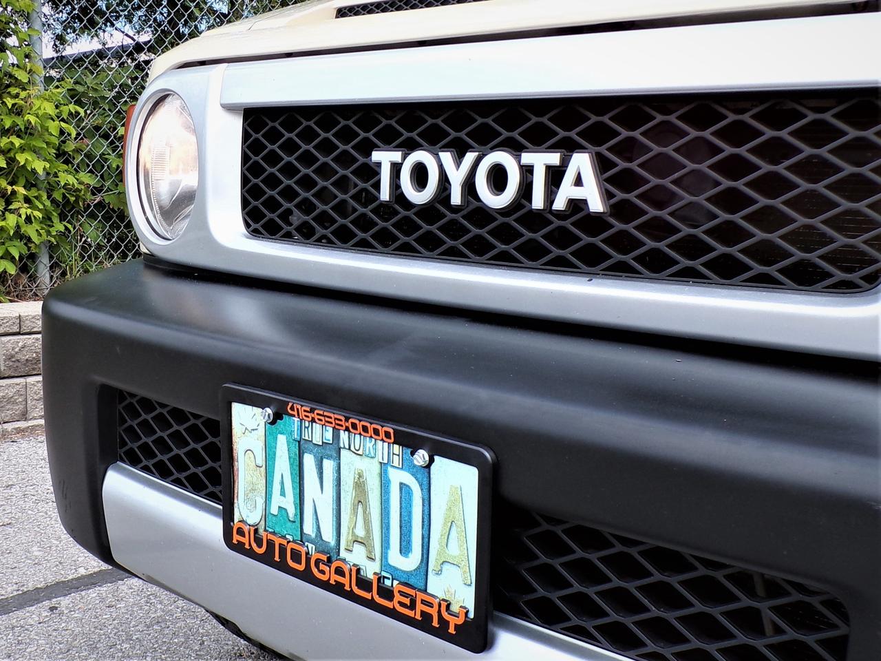 2008 Toyota FJ Cruiser 4WD | ONTARIO VEHICLE Photo