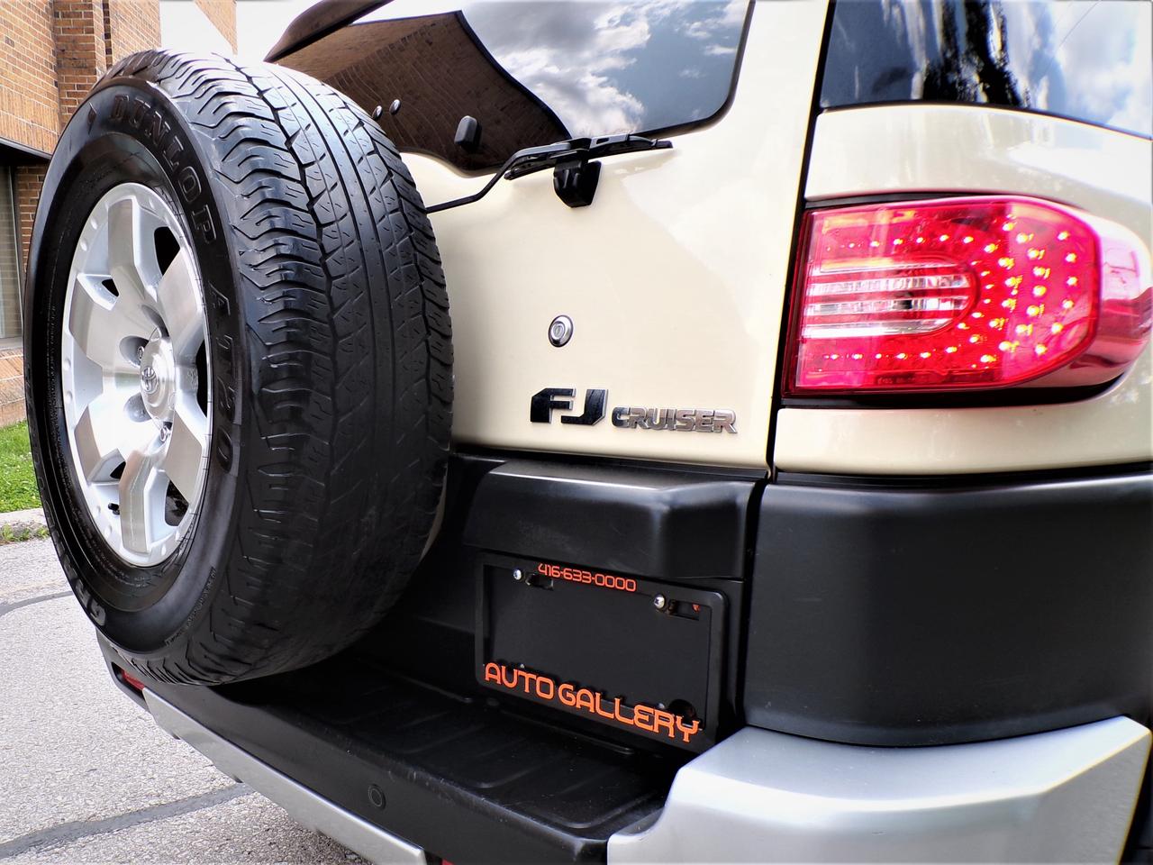 2008 Toyota FJ Cruiser 4WD | ONTARIO VEHICLE Photo