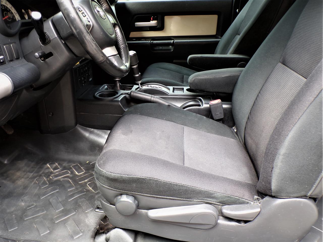 2008 Toyota FJ Cruiser 4WD | ONTARIO VEHICLE Photo