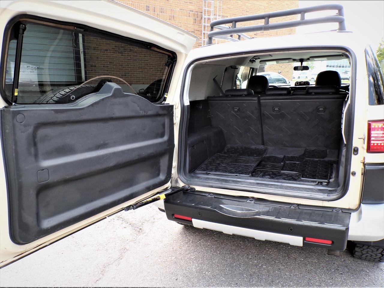 2008 Toyota FJ Cruiser 4WD | ONTARIO VEHICLE Photo