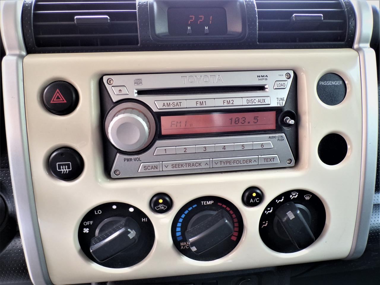 2008 Toyota FJ Cruiser 4WD | ONTARIO VEHICLE Photo