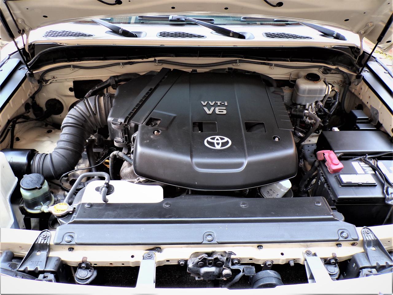 2008 Toyota FJ Cruiser 4WD | ONTARIO VEHICLE Photo