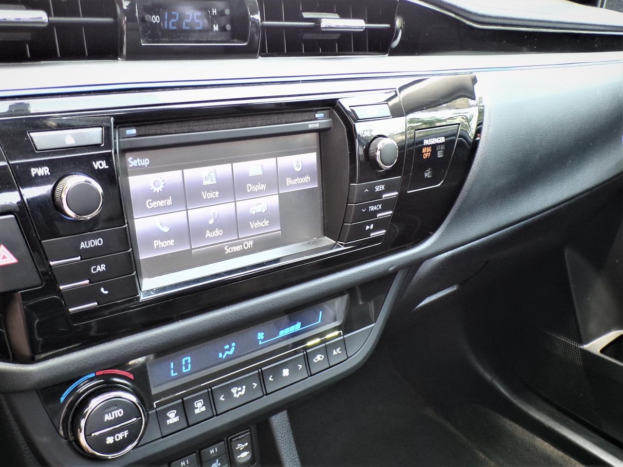 2015 Toyota Corolla S | 1 OWNER | CAMERA | SUNROOF | H. SEATS | B.T. Photo