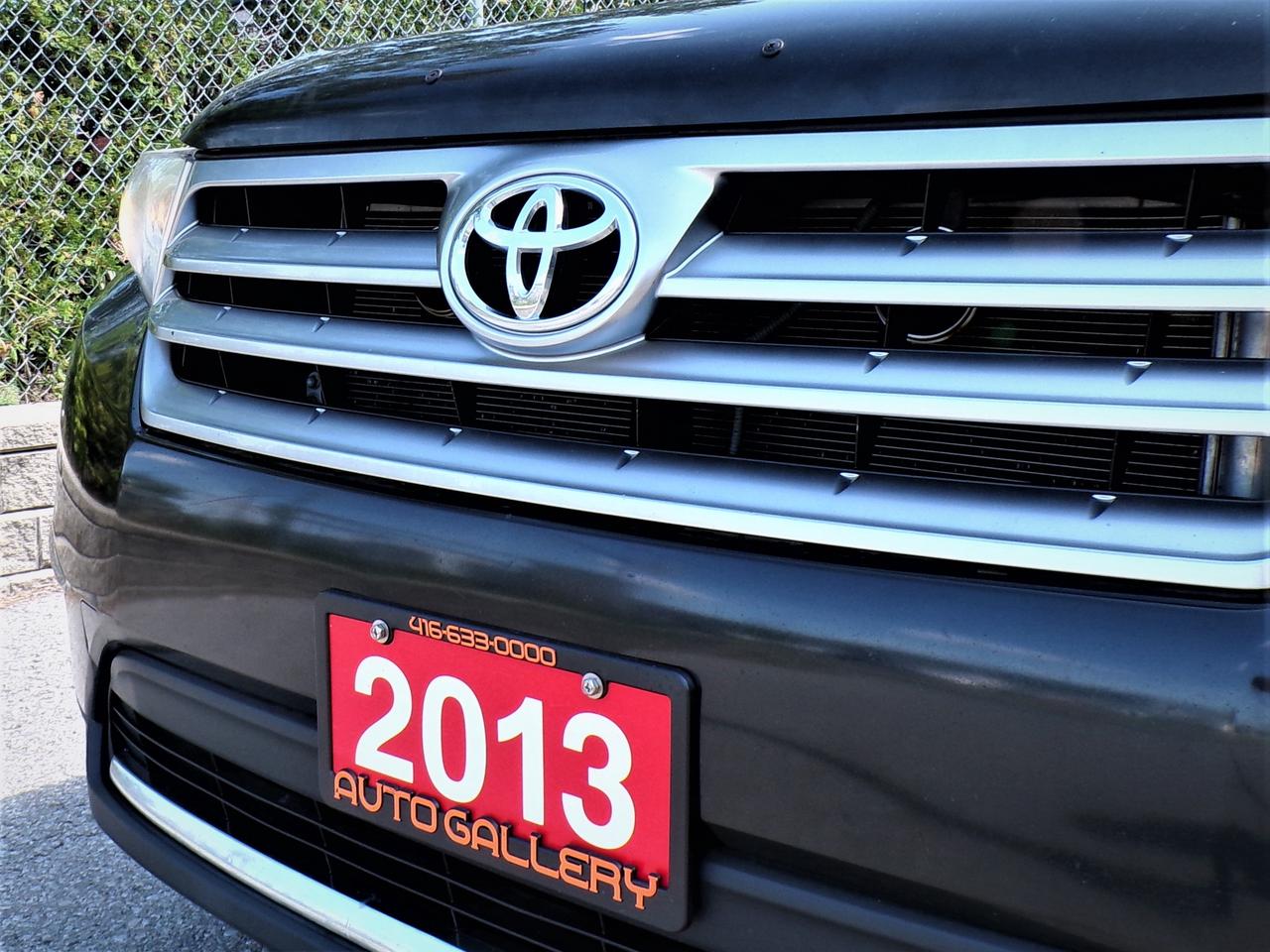 2013 Toyota Highlander 7 PASSENGER | 1 OWNER Photo