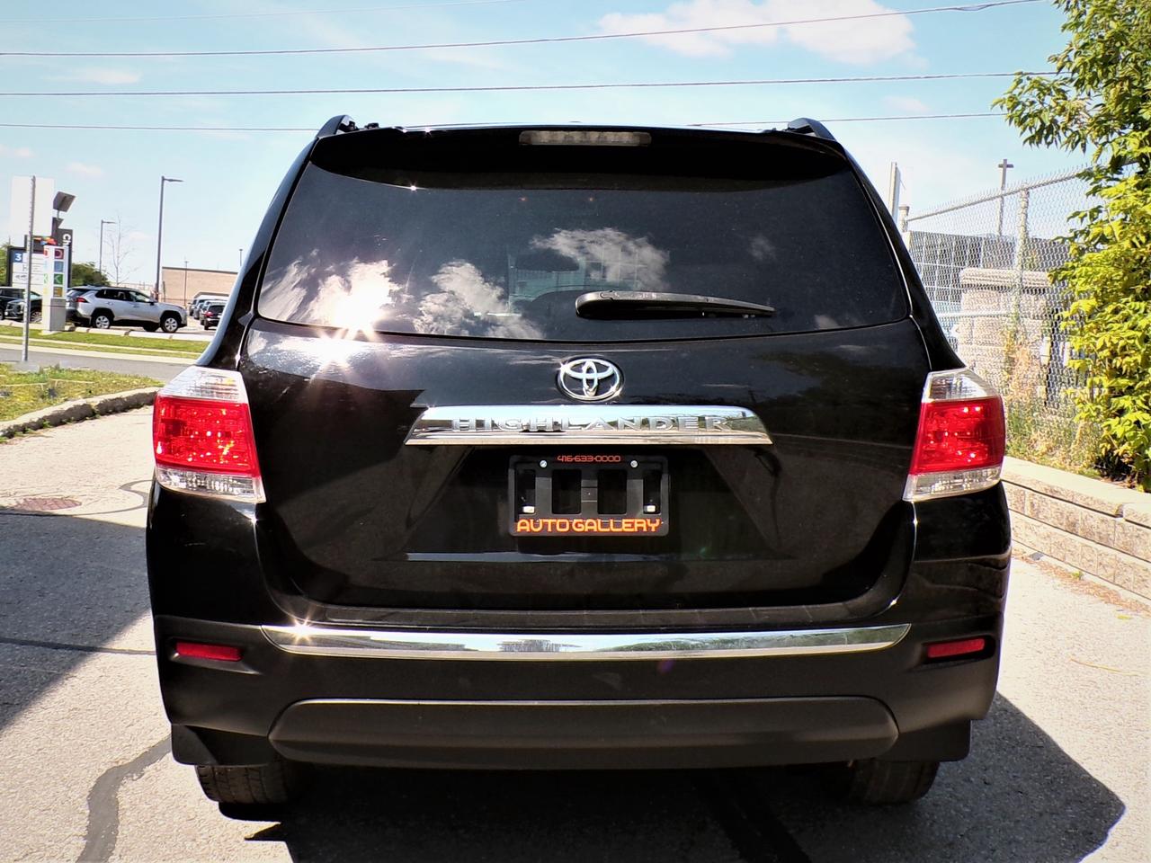 2013 Toyota Highlander 7 PASSENGER | 1 OWNER Photo
