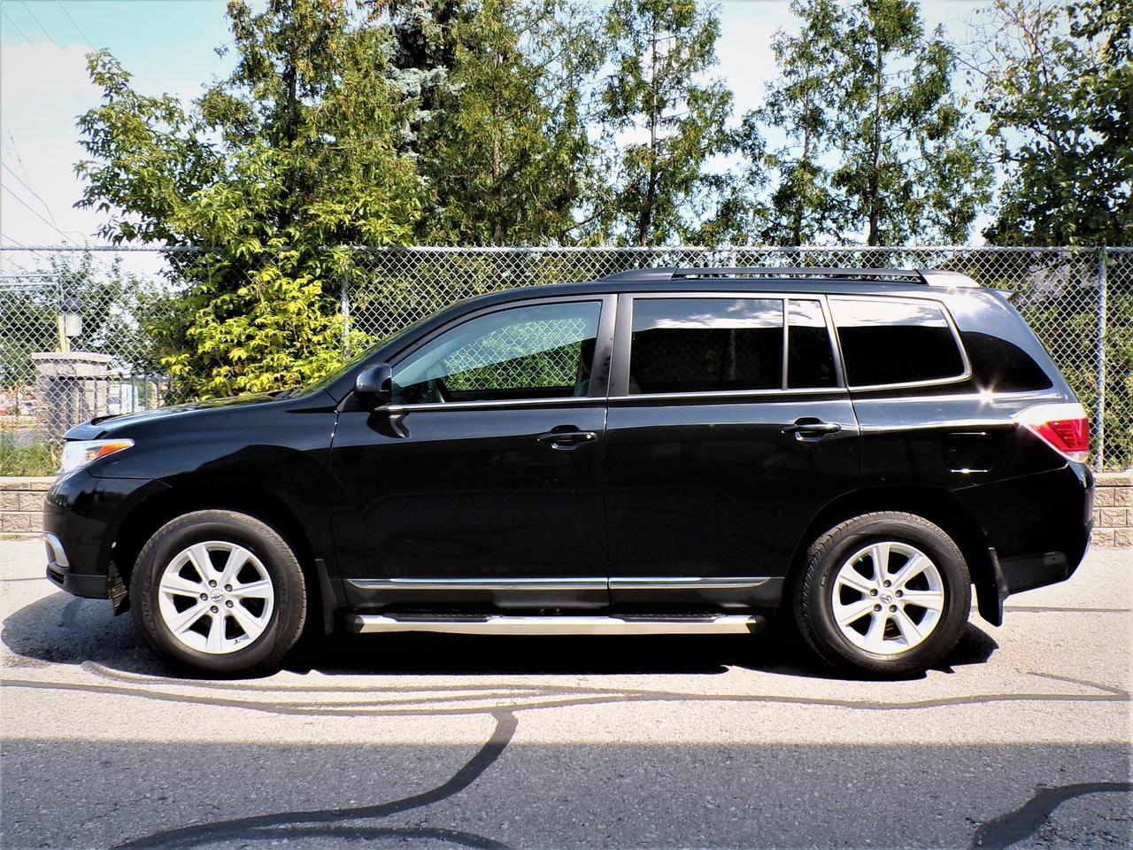 2013 Toyota Highlander 7 PASSENGER | 1 OWNER Photo