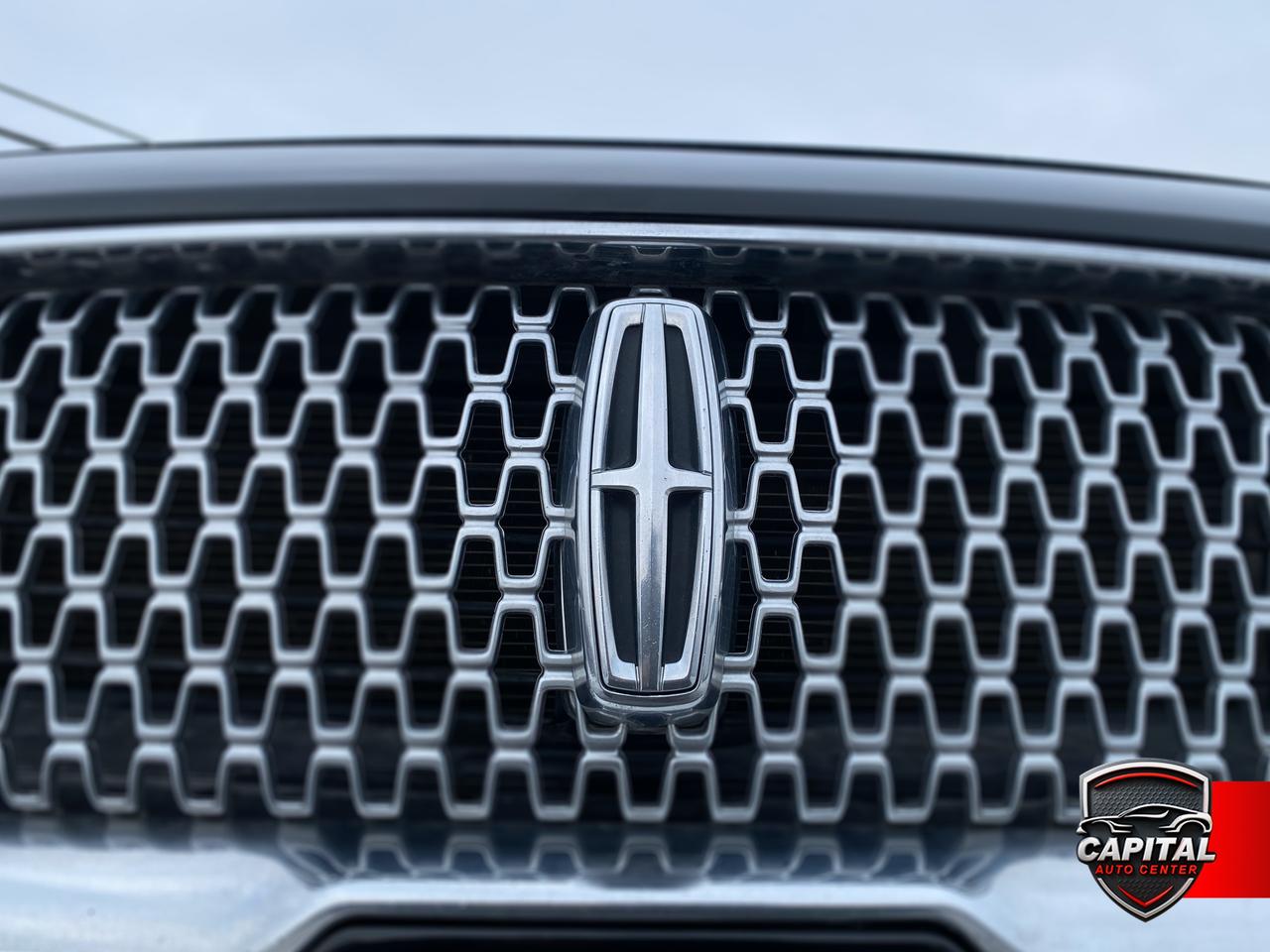 2017 Lincoln Continental Reserve Photo