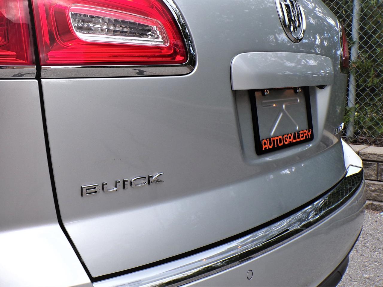 2015 Buick Enclave PREMIUM w. LEATHER Photo