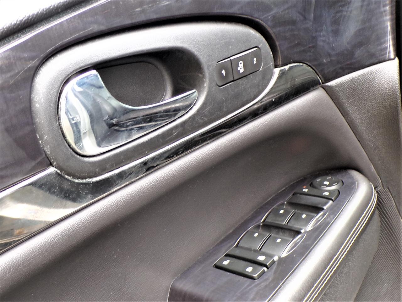 2015 Buick Enclave PREMIUM w. LEATHER Photo