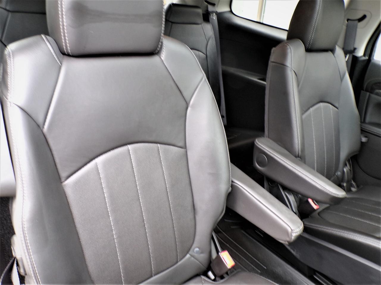 2015 Buick Enclave PREMIUM w. LEATHER Photo