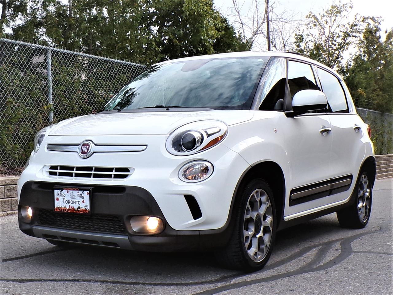 2014 Fiat 500L TREKKING | CARFAX CLEAN | LOW MILEAGE Photo4
