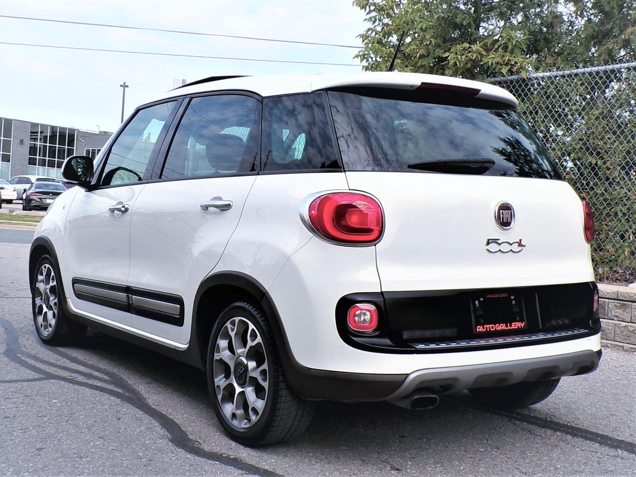 2014 Fiat 500L TREKKING | CARFAX CLEAN | LOW MILEAGE Photo