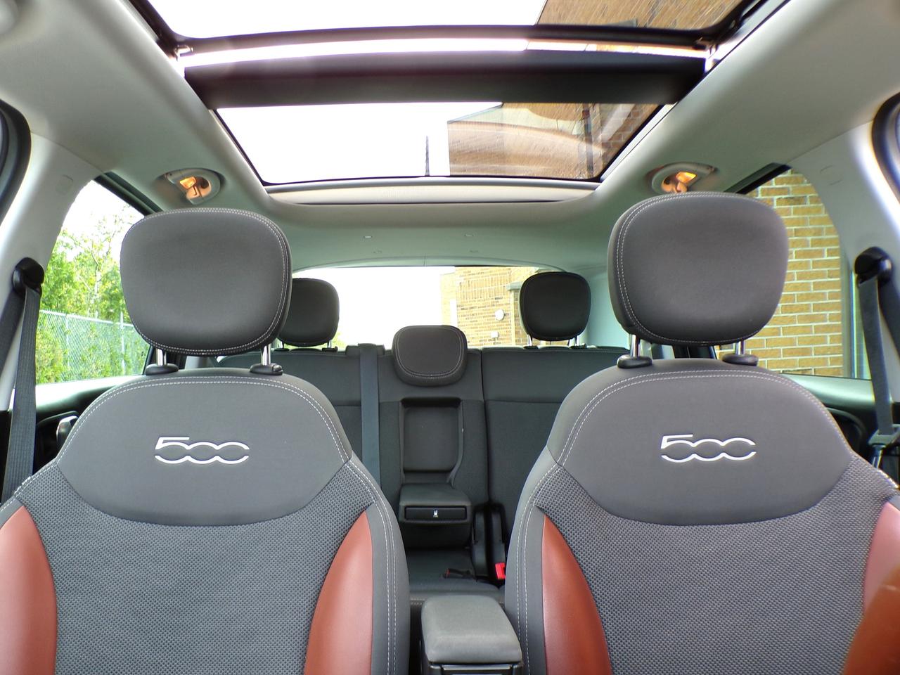 2014 Fiat 500L TREKKING | CARFAX CLEAN | LOW MILEAGE Photo