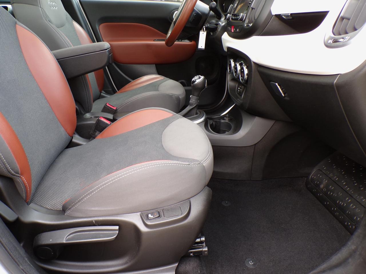 2014 Fiat 500L TREKKING | CARFAX CLEAN | LOW MILEAGE Photo