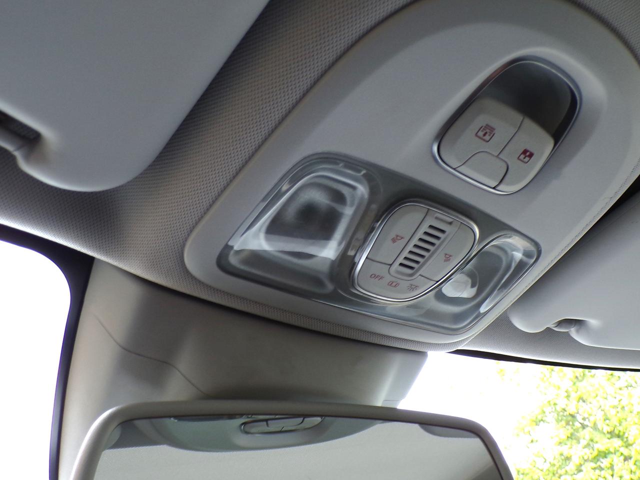 2014 Fiat 500L TREKKING | CARFAX CLEAN | LOW MILEAGE Photo
