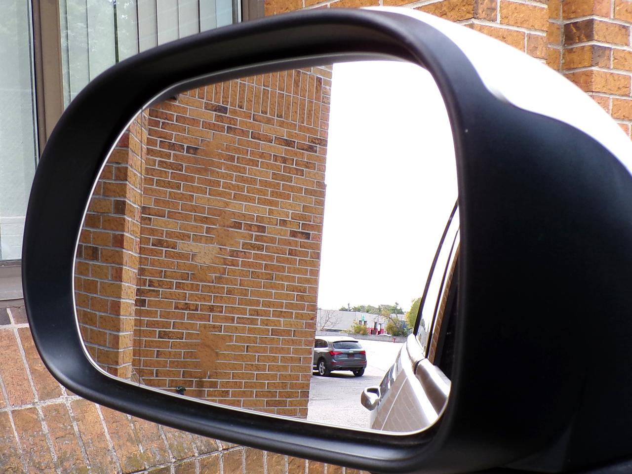 2014 Fiat 500L TREKKING | CARFAX CLEAN | LOW MILEAGE Photo