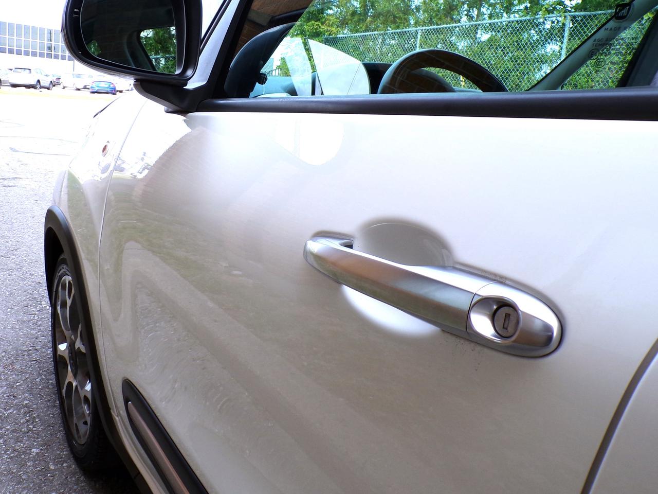 2014 Fiat 500L TREKKING | CARFAX CLEAN | LOW MILEAGE Photo