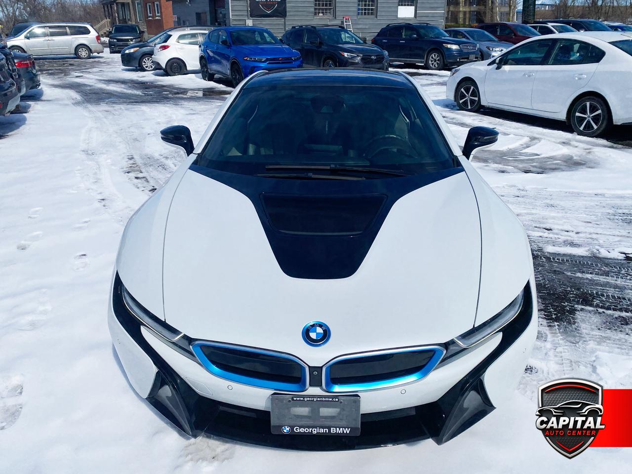 2015 BMW i8 Coupe AWD Photo
