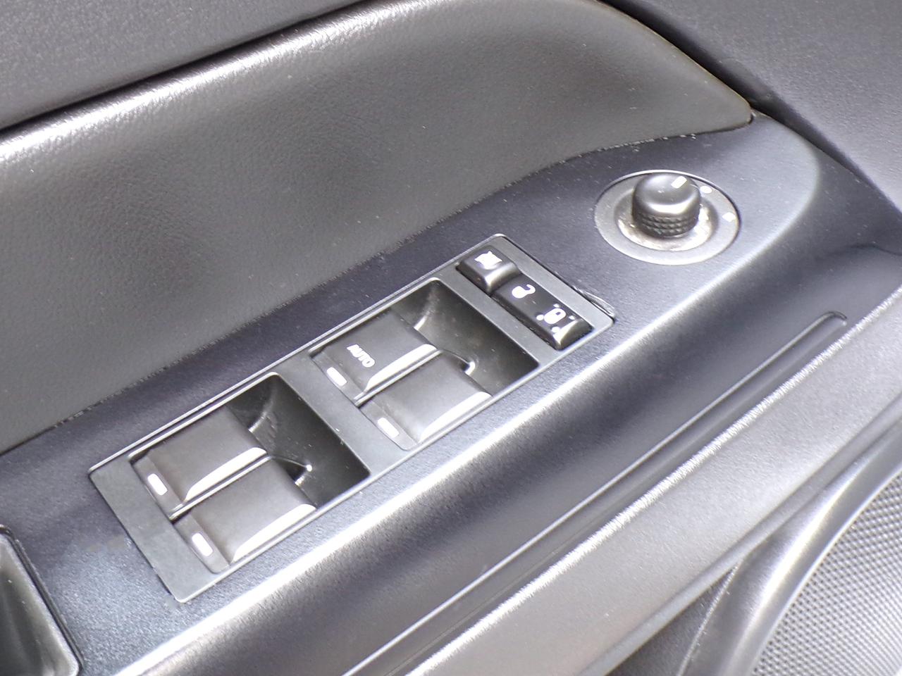 2016 Jeep Patriot HIGH ALTITUDE 4X4 Photo