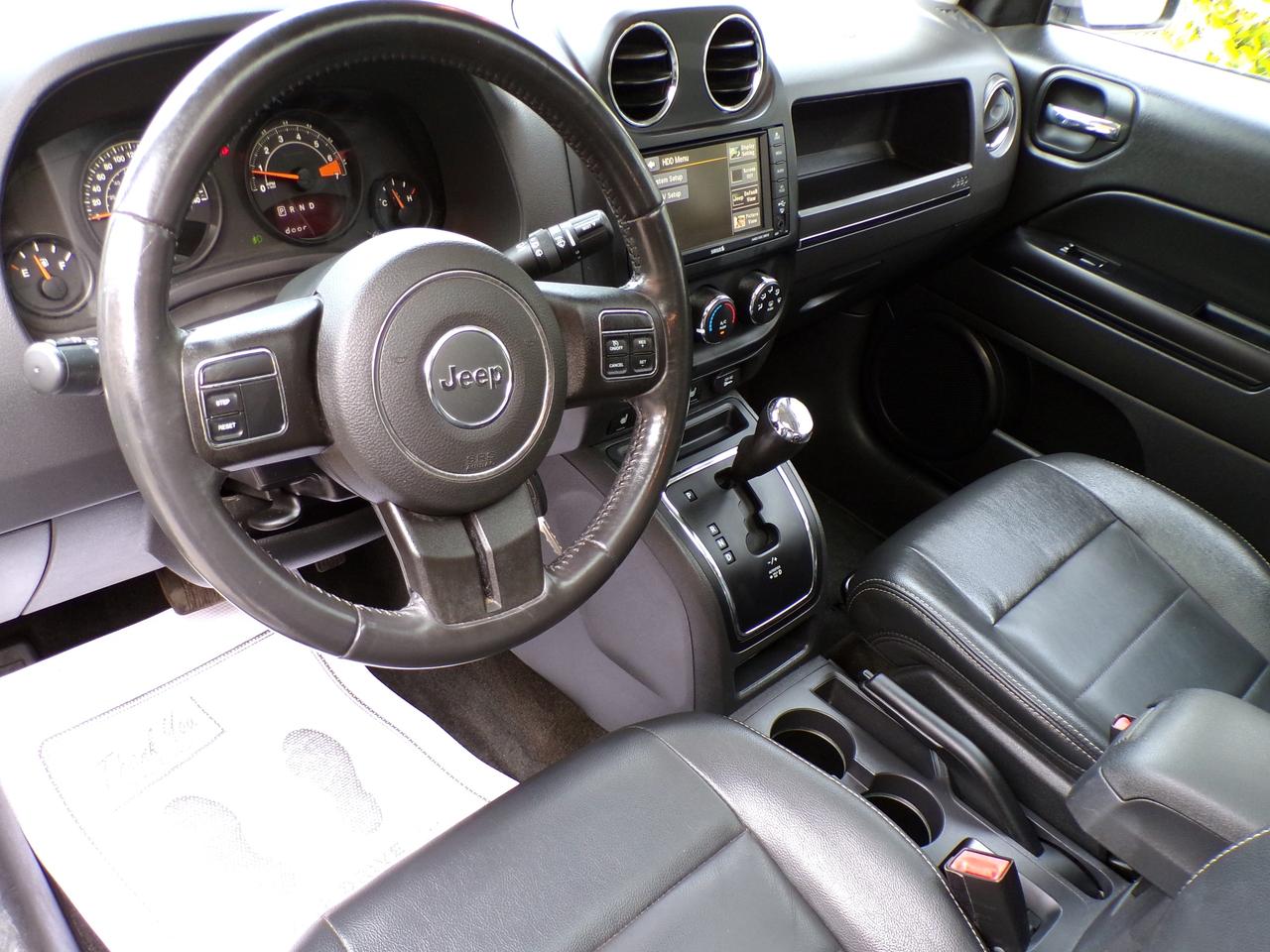 2016 Jeep Patriot HIGH ALTITUDE 4X4 Photo