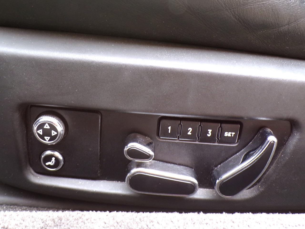 2010 Bentley Continental GTC SPEED AWD | CARFAX CLEAN Photo