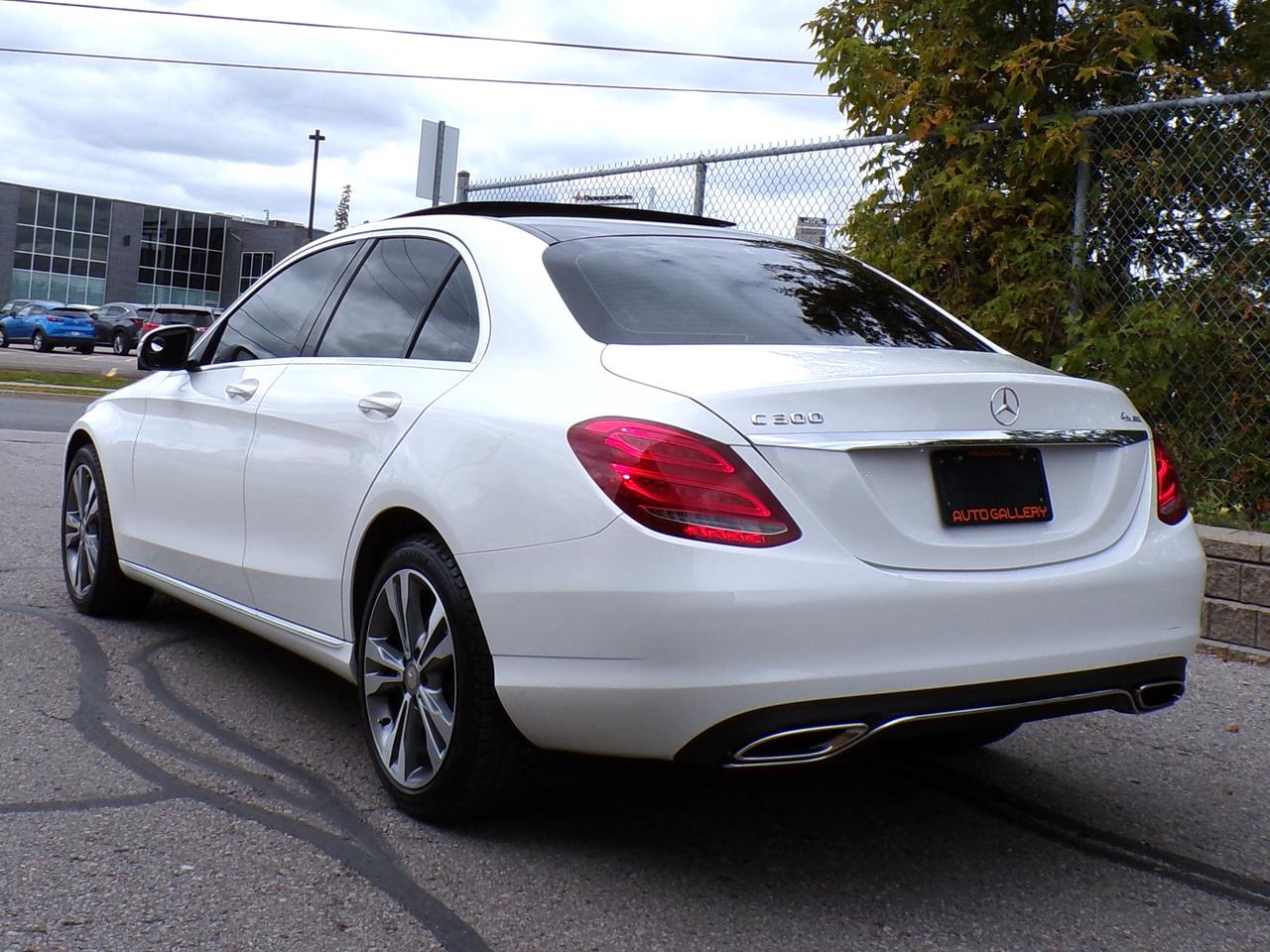 2015 Mercedes-Benz C300 4MATIC SPORT PREMIUM Photo