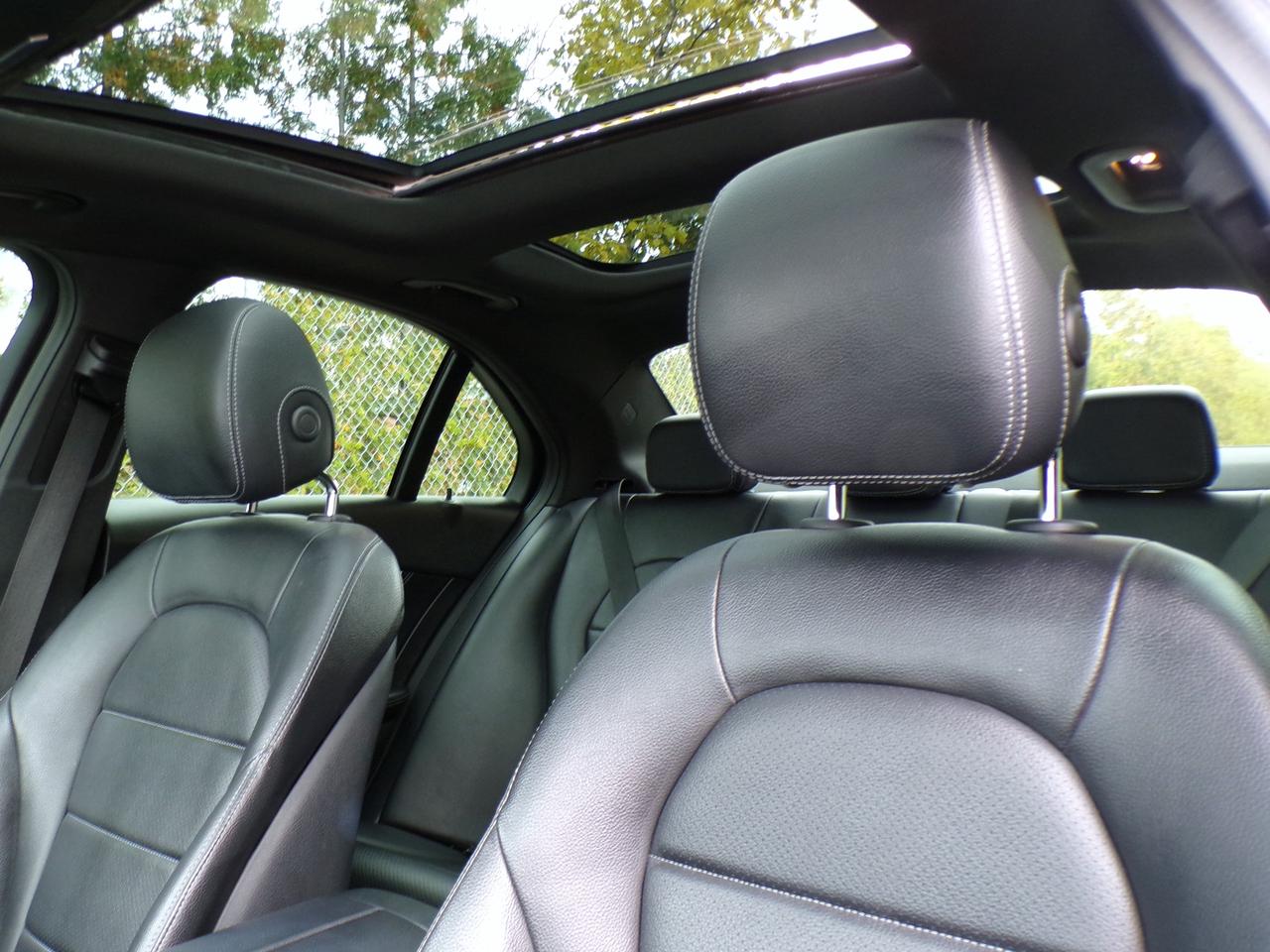 2015 Mercedes-Benz C300 4MATIC SPORT PREMIUM Photo