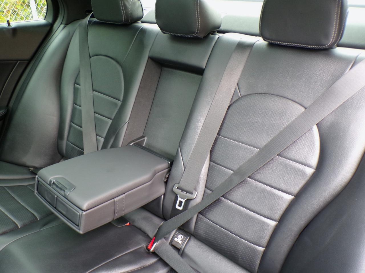 2015 Mercedes-Benz C300 4MATIC SPORT PREMIUM Photo