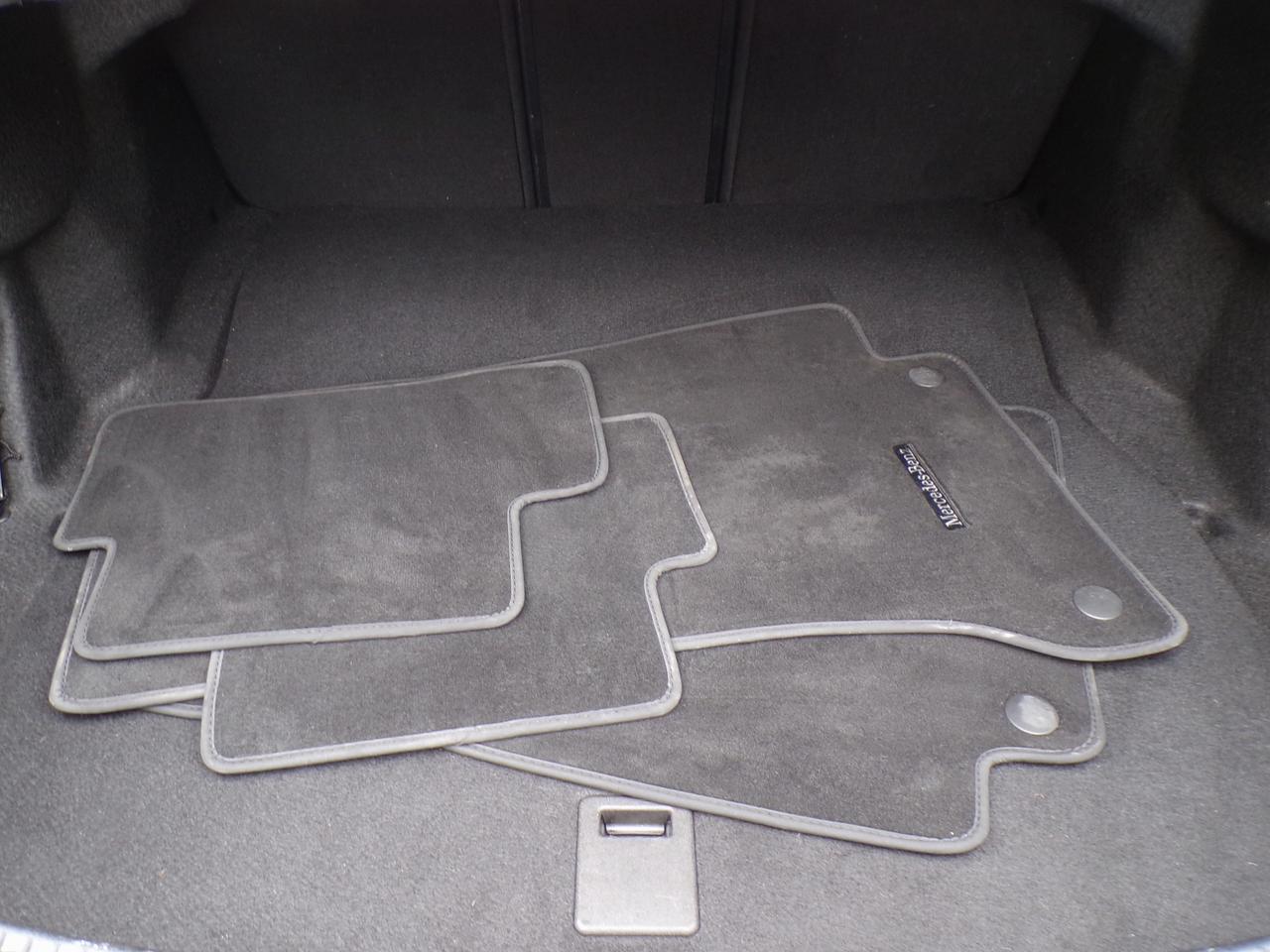 2015 Mercedes-Benz C300 4MATIC SPORT PREMIUM Photo