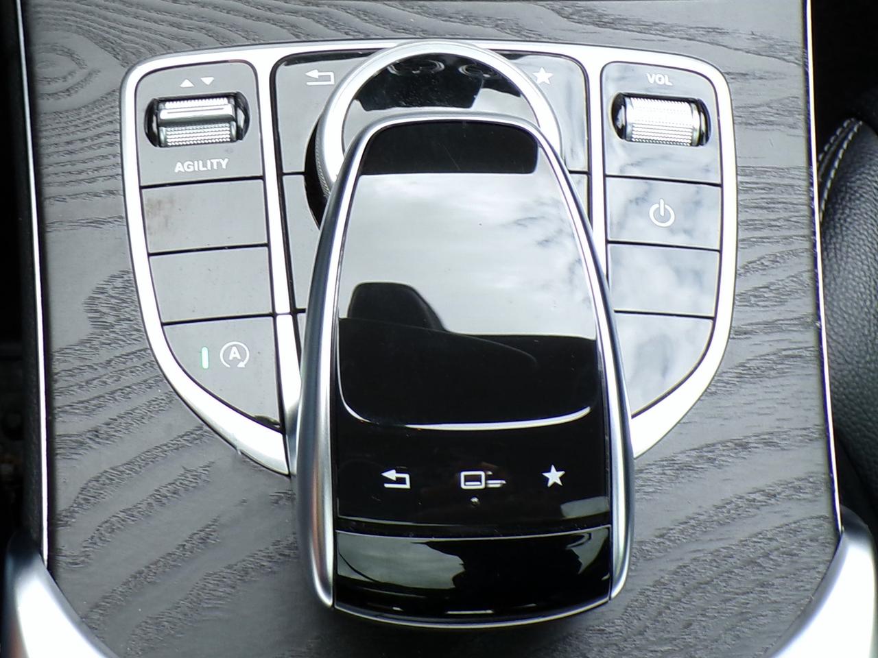 2015 Mercedes-Benz C300 4MATIC SPORT PREMIUM Photo