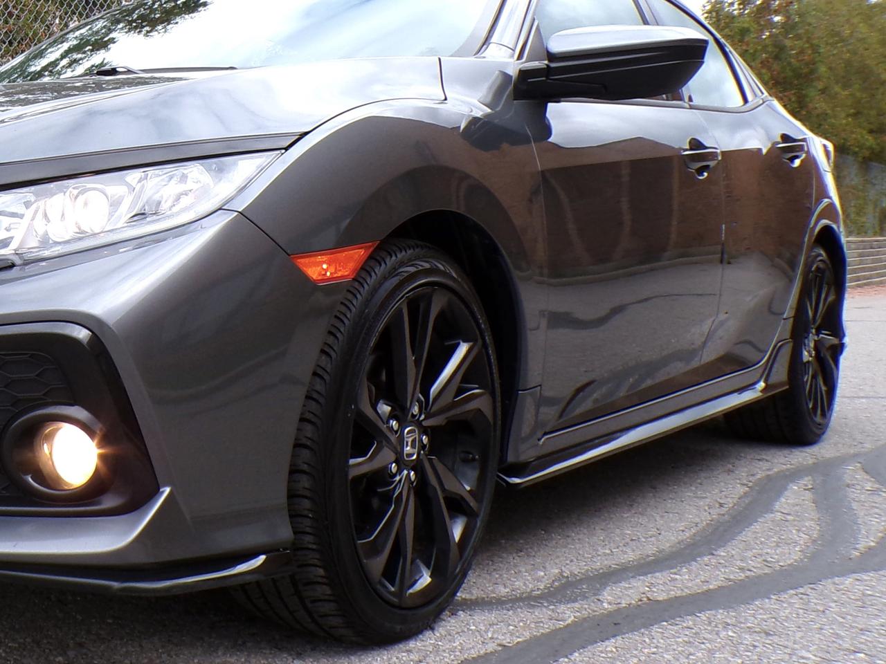 2017 Honda Civic SPORT TURBO HATCHBACK Photo