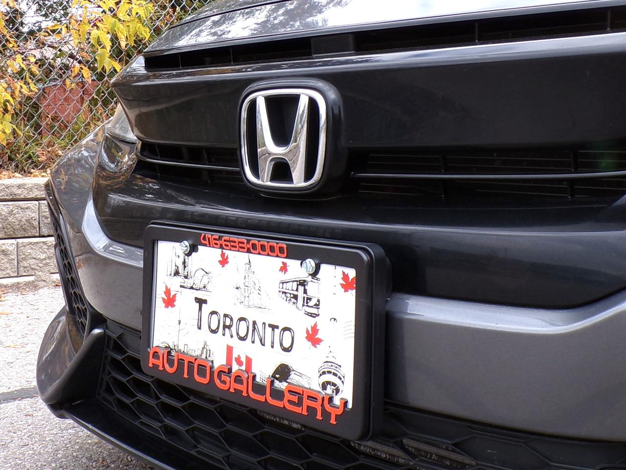 2017 Honda Civic SPORT TURBO HATCHBACK Photo2