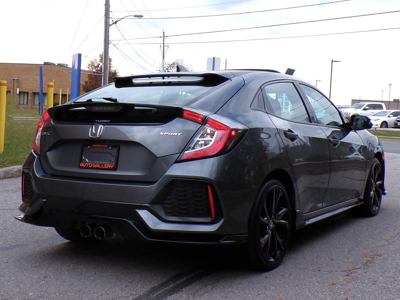 2017 Honda Civic SPORT TURBO HATCHBACK Photo