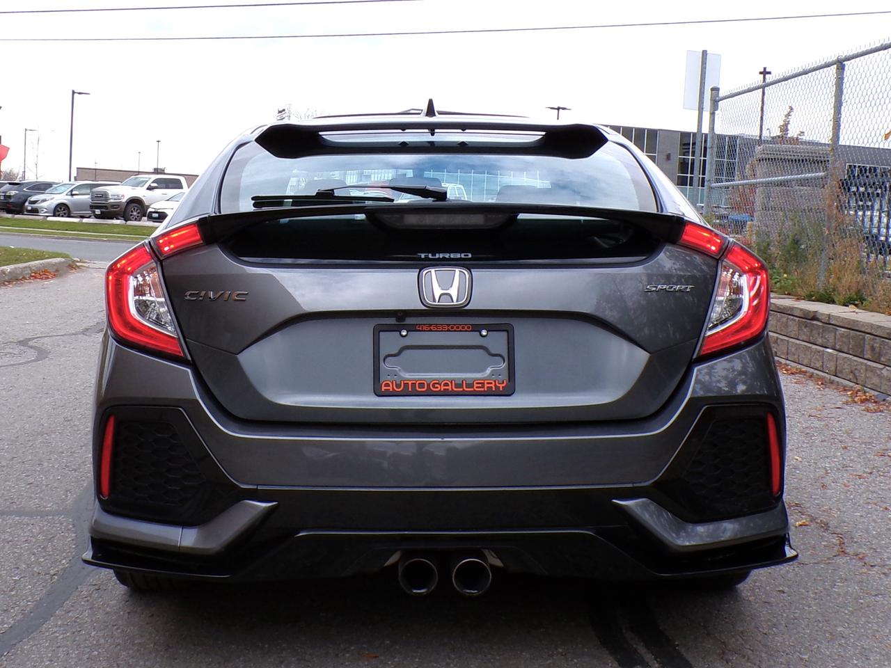 2017 Honda Civic SPORT TURBO HATCHBACK Photo