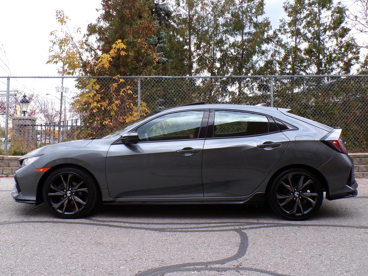 2017 Honda Civic SPORT TURBO HATCHBACK Photo
