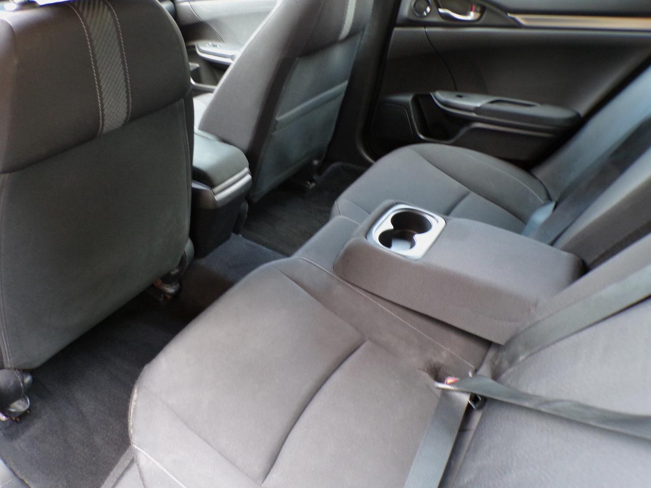 2017 Honda Civic SPORT TURBO HATCHBACK Photo