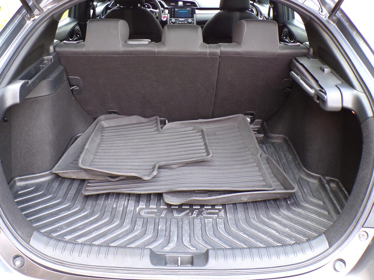 2017 Honda Civic SPORT TURBO HATCHBACK Photo