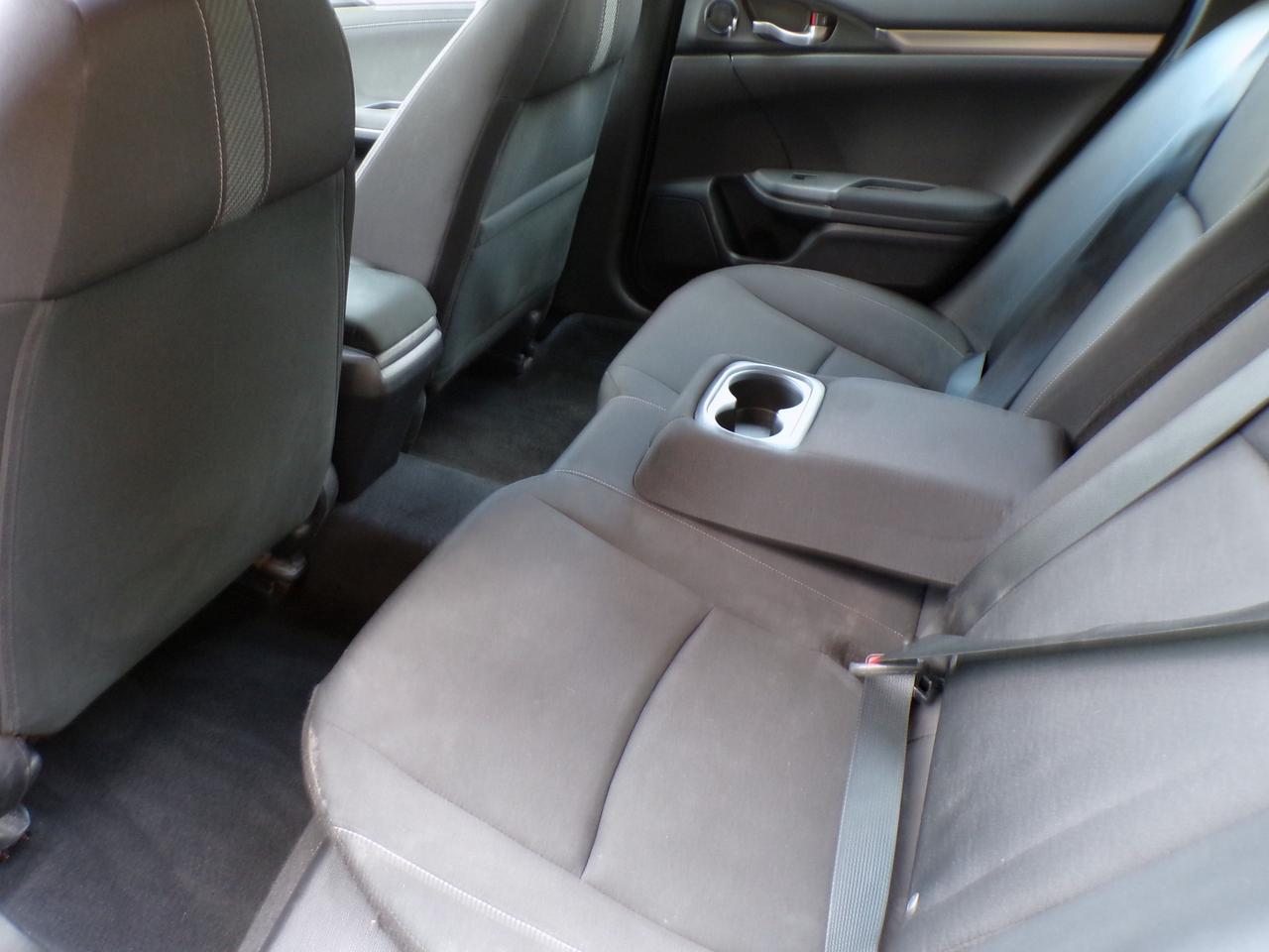 2017 Honda Civic SPORT TURBO HATCHBACK Photo