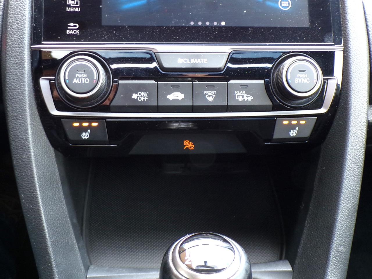 2017 Honda Civic SPORT TURBO HATCHBACK Photo