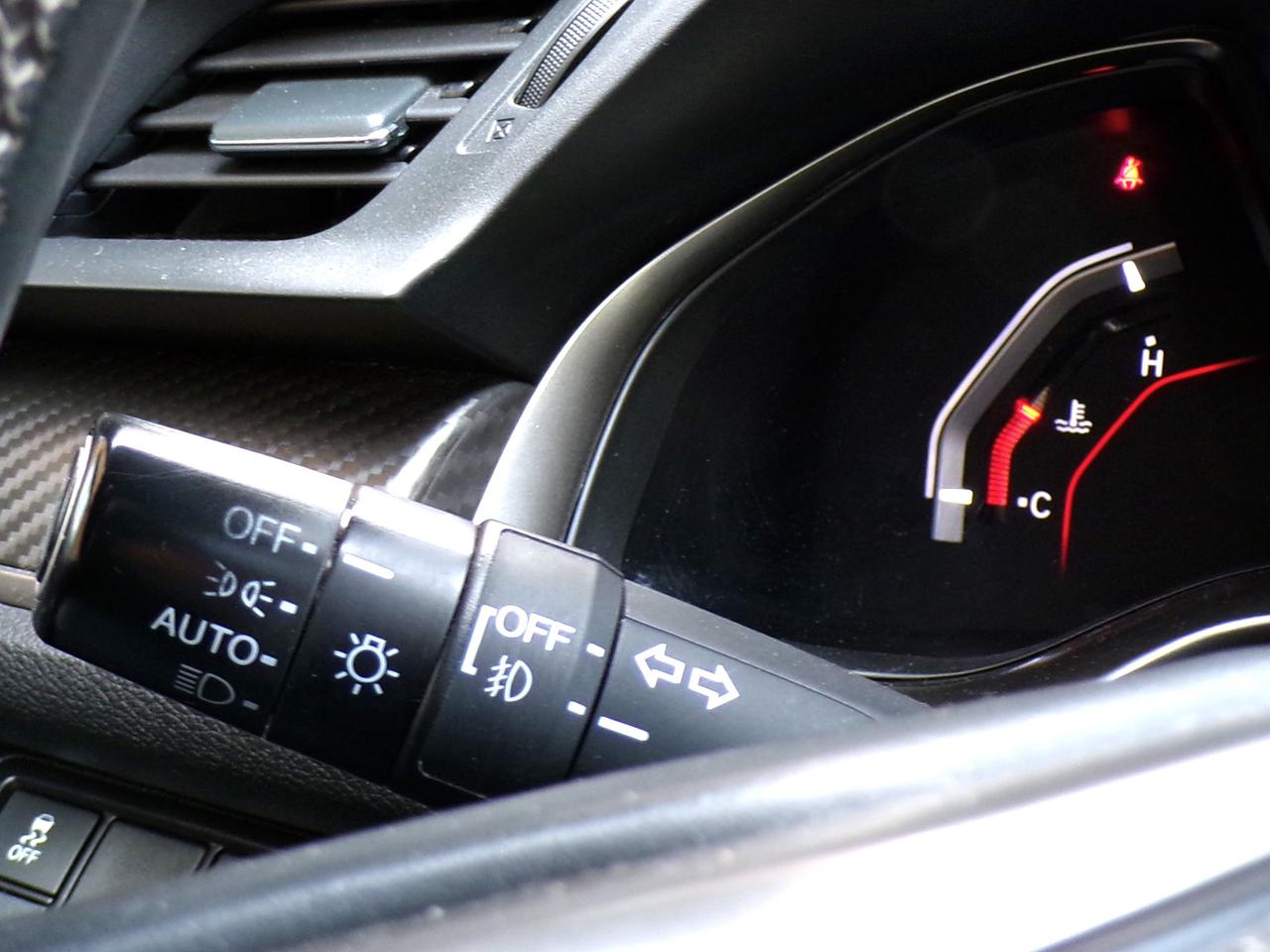 2017 Honda Civic SPORT TURBO HATCHBACK Photo