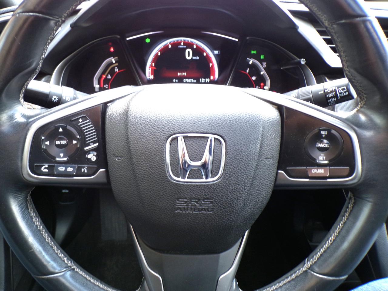 2017 Honda Civic SPORT TURBO HATCHBACK Photo