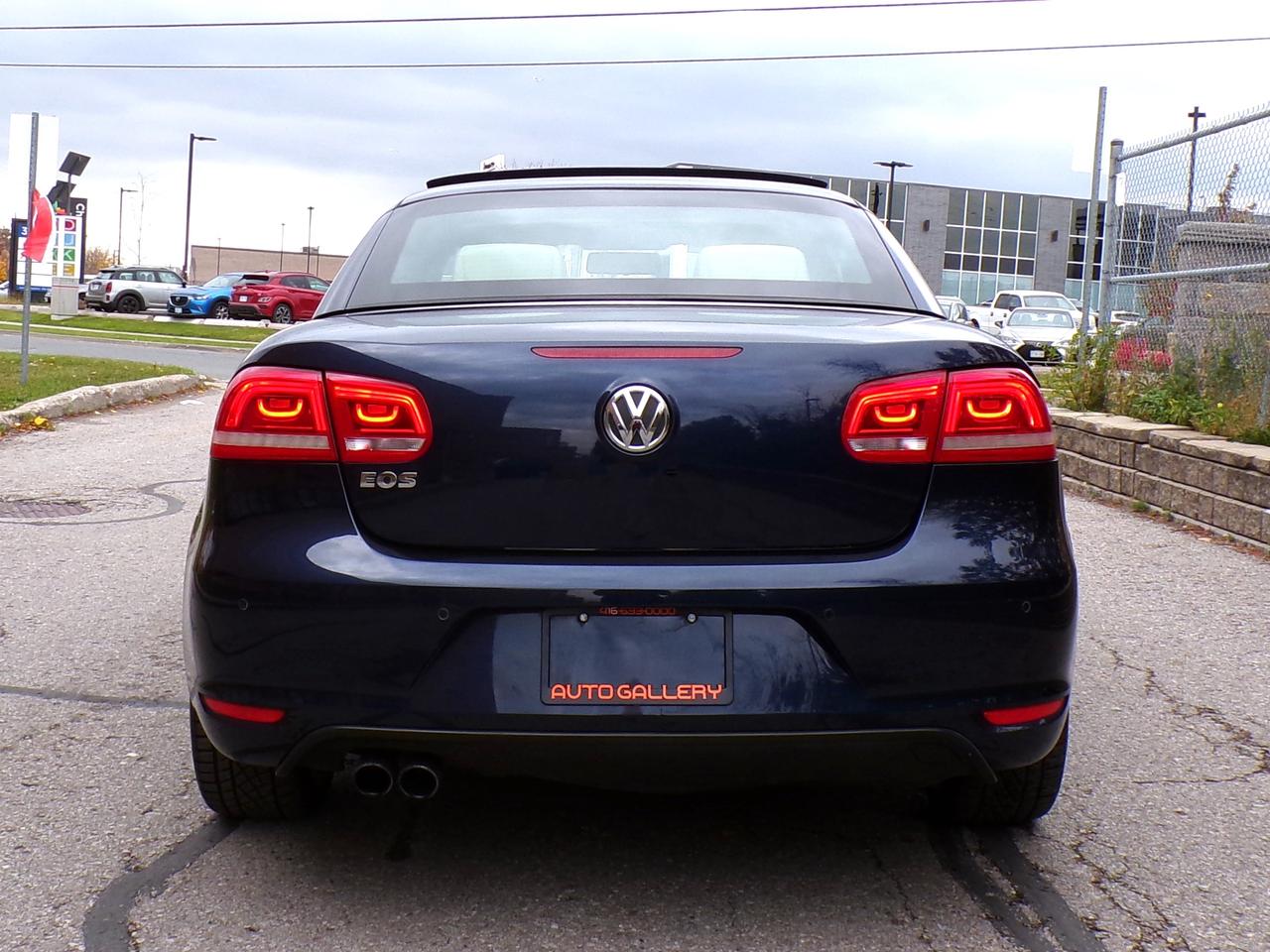2012 Volkswagen Eos Comfortline Convertible Photo