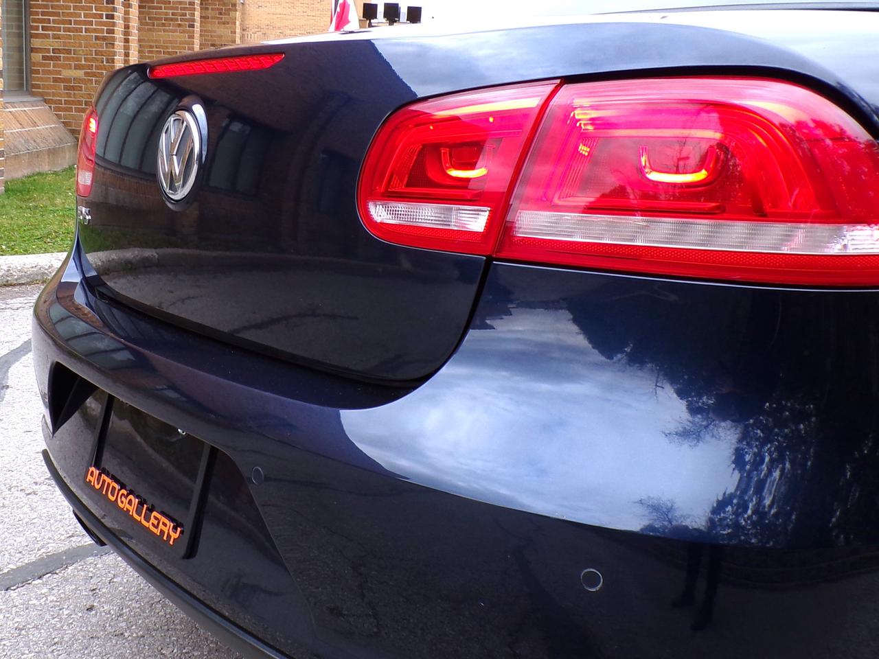 2012 Volkswagen Eos Comfortline Convertible Photo