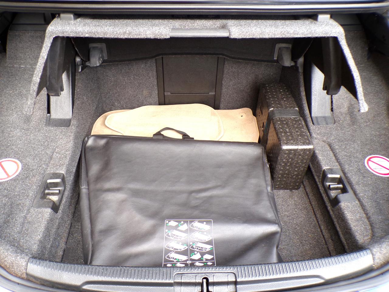 2012 Volkswagen Eos Comfortline Convertible Photo