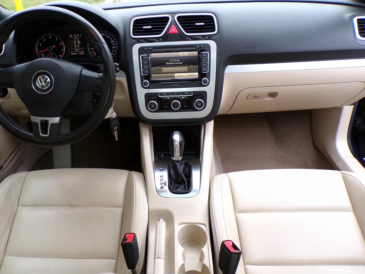 2012 Volkswagen Eos Comfortline Convertible Photo